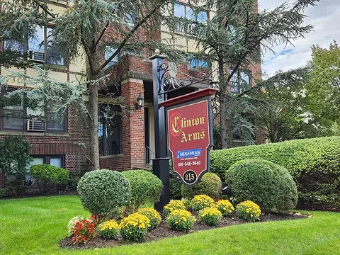 215 Clinton Pl #C02, Hackensack, NJ 07601