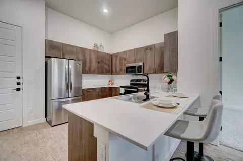 217 E Campbell St #N111, Edmond, OK 73034