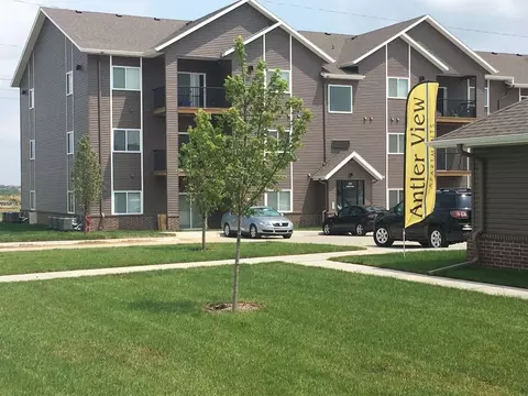 3132 N 186th Plz #1-301C, Omaha, NE 68022