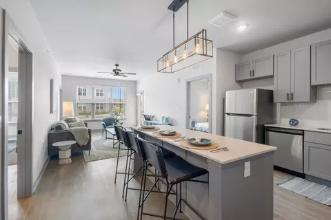 4501 Town Center Blvd #610, Jeffersonville, IN 47130