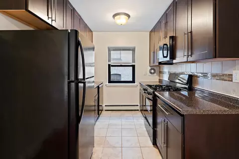390 Prospect Ave #2A, Hackensack, NJ 07601