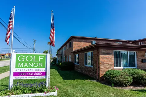 30600 Little Mack Ave #678-102, Roseville, MI 48066