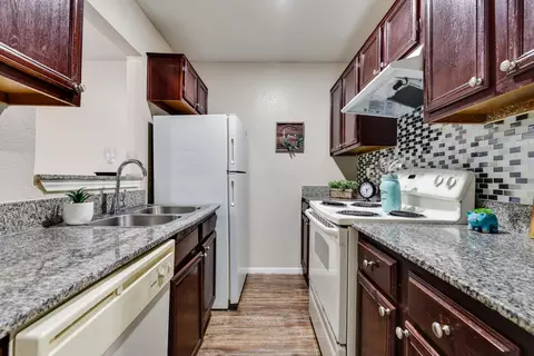 5816 S 1st St #4-129, Austin, TX 78745