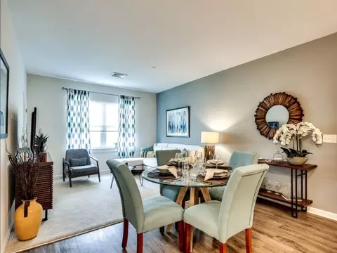 415 Center Pointe Dr #108, Mechanicsburg, PA 17050