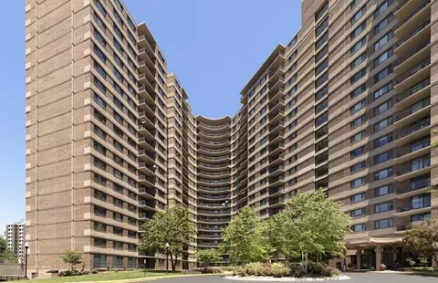 1131 University Blvd W #1-1022, Silver Spring, MD 20902