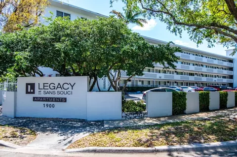 1900 Sans Souci Blvd #414, North Miami, FL 33181