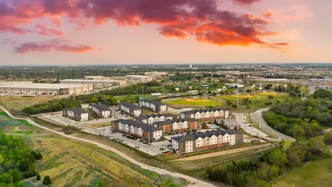 1300 Wooded Lake Dr #3202, Mesquite, TX 75150