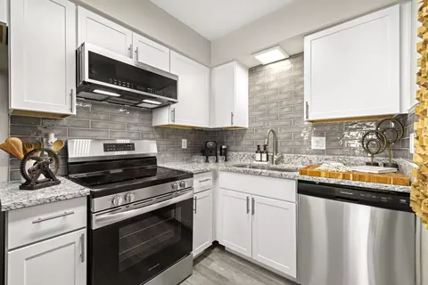 5704 W Thomas Rd #154, Phoenix, AZ 85031