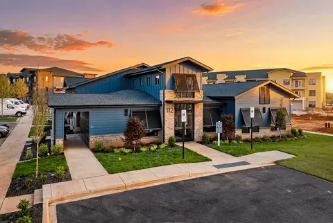 112 Point Pl #1-107, Mooresville, NC 28117