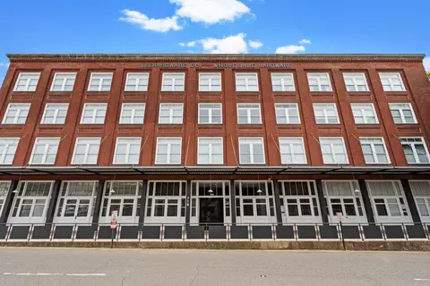 719 Edwards St #U409, Shreveport, LA 71101