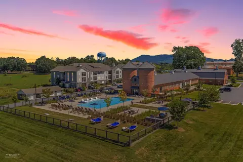 142 Patrick Murphy Dr #32, Morganton, NC 28655