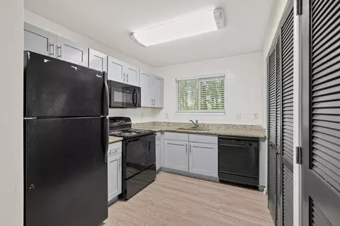 1494 Memorial Dr #1494-B2, Atlanta, GA 30317