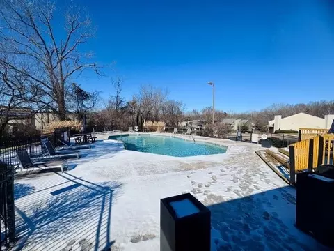 4755 Country Club Rd #110N, Winston Salem, NC 27104