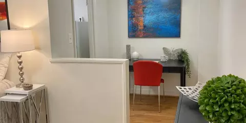 2517 K St NW #304, Washington, DC 20037