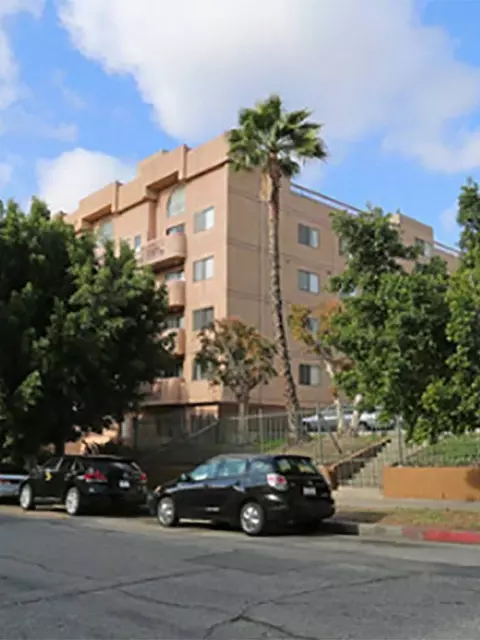 827 S Berendo St #107, Los Angeles, CA 90005