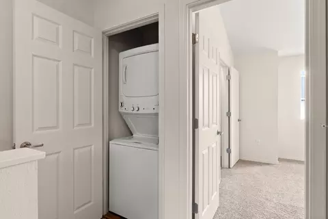 243 R St #1, Springfield, OR 97477 photo 10