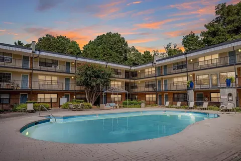 100 Matador Ln #UPPER A-327, Charlotte, NC 28209