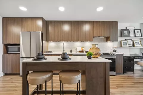 1319 S Capitol St SW #1117, Washington, DC 20003