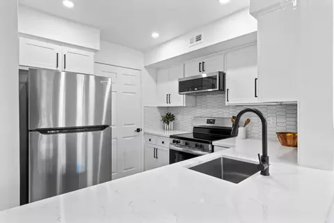 2252 N 44th St #1164, Phoenix, AZ 85008