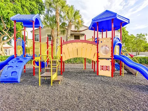 10720 N Preserve Way #12-307, Miramar, FL 33025
