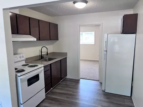 2946 SE Harrison St #4, Milwaukie, OR 97222