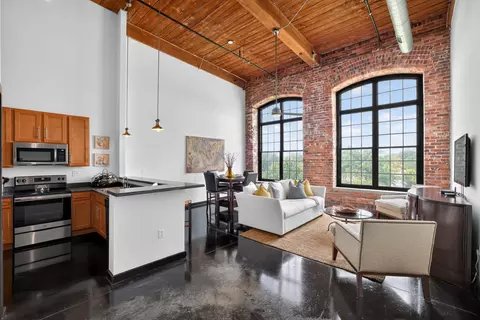 201 Smythe St #104, Greenville, SC 29611