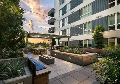 707 S Farmer Ave #2024, Tempe, AZ 85281
