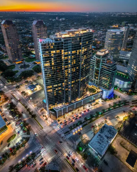 1616 Post Oak Blvd #2502, Houston, TX 77056