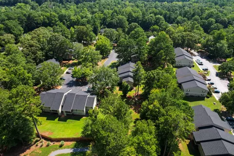 1800 Wesleyan Dr #108, Macon, GA 31210