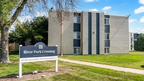 650 Osborne Rd #207, Fridley, MN 55432