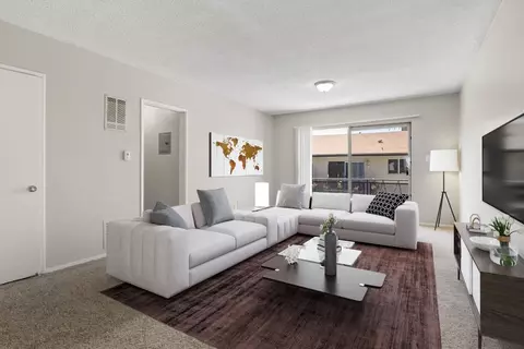 3900 Roxanne Ave #20, Los Angeles, CA 90008