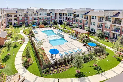 2755 W Interstate 20 #B-B201, Grand Prairie, TX 75052