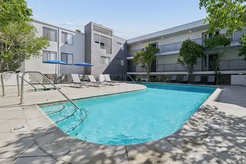 5717 Laurel Canyon Blvd #203, Los Angeles, CA 91607