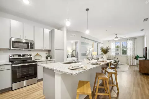 2331 Commerce Park Dr NE #4213, Palm Bay, FL 32905