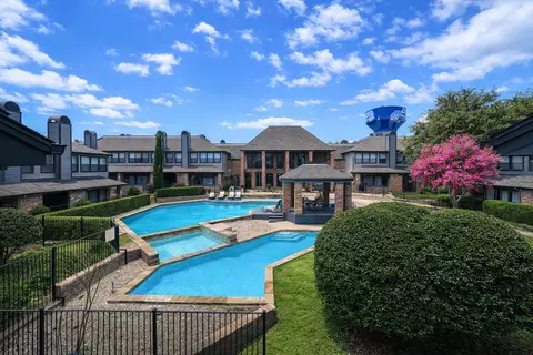 2250 Marsh Ln #5-5213, Carrollton, TX 75006