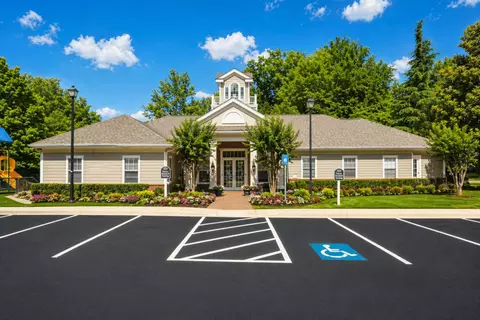 151 Parkway N #421, Newnan, GA 30265