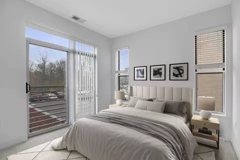 2255 Wisconsin Ave NW #418, Washington, DC 20007