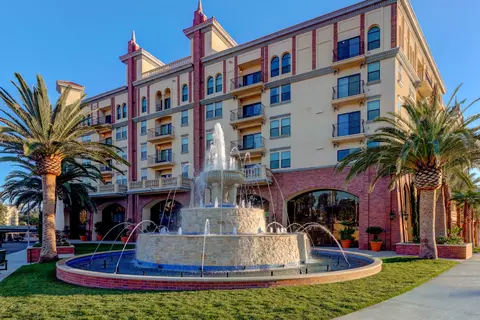 300 N Beaudry Ave #7022, Los Angeles, CA 90012