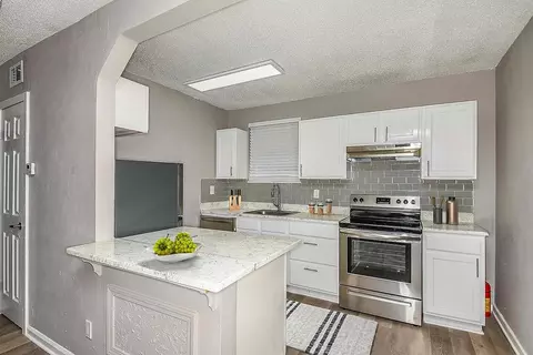 5551 Auburn Road A #5605-5605BA, Jacksonville, FL 32207