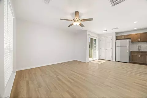 6808 S Interstate 35 #132, Austin, TX 78745