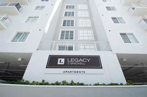 1227 SW 3rd Ave #412, Miami, FL 33135