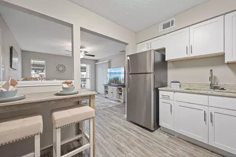 16400 Henderson Pass #1222, San Antonio, TX 78232