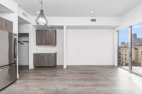 1331 W 7th St #607, Los Angeles, CA 90017