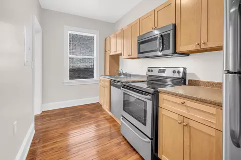 228 10th St NE #25, Washington, DC 20002