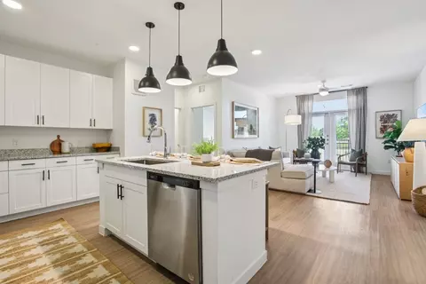 8101 Loyola Ln #07301, Austin, TX 78724