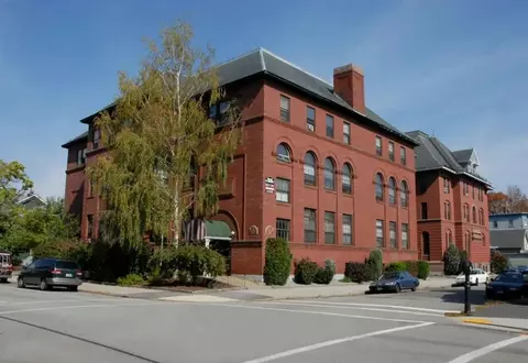 521 Pine St #521P205, Manchester, NH 03104