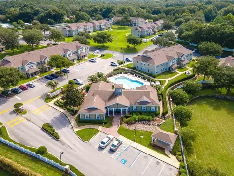 735 S Hwy 27441 #076, Lady Lake, FL 32159