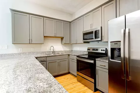 6800 Highway 70 S #1001, Nashville, TN 37221