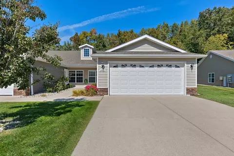 45800 Beacon Dr #14242, Shelby Township, MI 48315