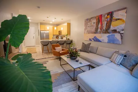 2911 W Grand Blvd #6153, Detroit, MI 48202